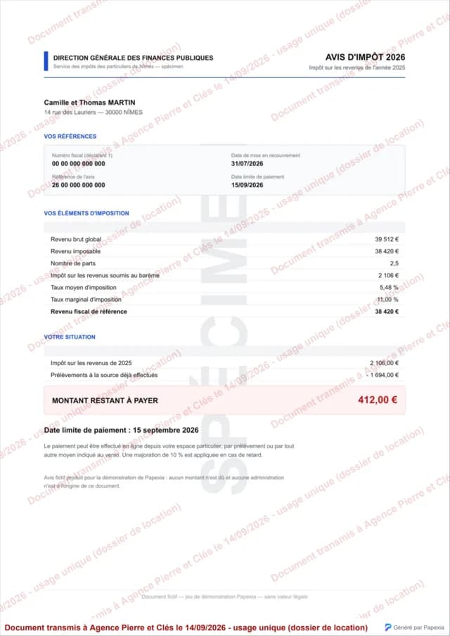 Avis d’impôt sur le revenu fictif filigrané au nom de l’agence, sur une page A4.