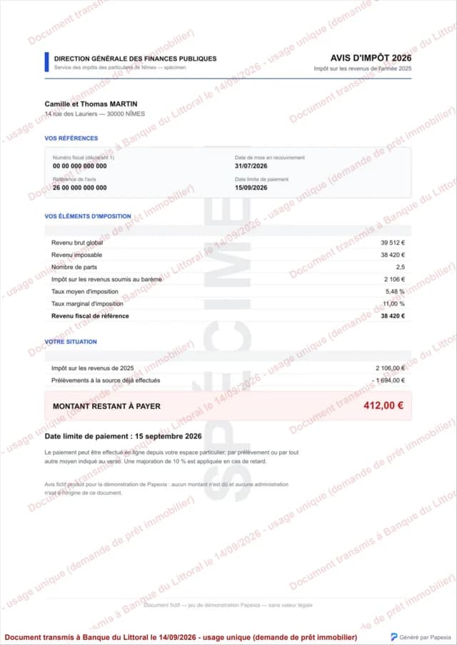Avis d’impôt sur le revenu fictif filigrané au nom de la banque, sur une page A4.